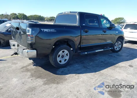 2010 Toyota Tundra Grade 5.7L V8 z USA, uszkodzony, nr VIN 5TFEY5F15AX078827